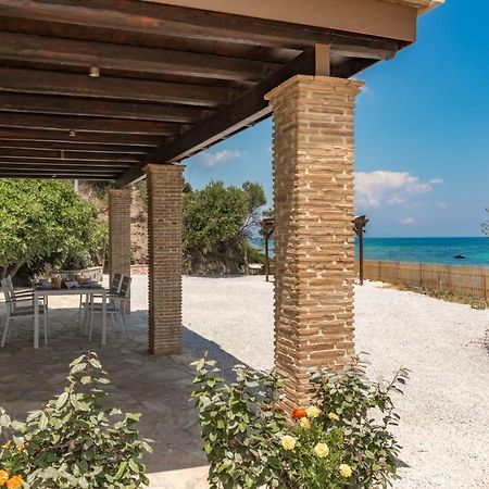 Villa Julia Xirokastellon Экстерьер фото